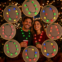 Collier lumineux festif à 9 LED, 98 cm, avec motifs Cœur, Trèfle, Sapin de Noël, Étoile et Ampoule, pour fêtes, durable, style 'Ugly Sweater'