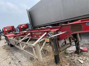Fengniao - Semirremolque de Chasis de Hierro para Transporte de Contenedores de 20 Pies y 40 Pies, 2/3 Ejes, con Capacidad de Carga de 25001-30000 kg, Nuevo, a Buen Precio - Product Image 5