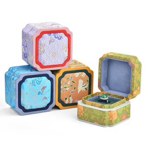 Tùy Chỉnh Trung Quốc Phong Cách Đầy Màu Sắc Thêu Vải Hộp Nhẫn Màu Xanh Mặt Dây Chuyền Hộp Màu Tím Vòng Bangle Hộp Đồ Trang Sức Gói - Product Image 2