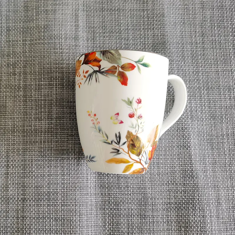 High Quality Customised Mugs Manufacturer Ceramic Coffee Cup Mug Fine Bone China Mugs