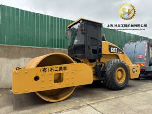 Compactador vibratorio Caterpillar de segunda mano para construcción de carreteras, motor de rodillos de carretera, componentes de núcleo de motor disponibles para la venta - Product Image 2