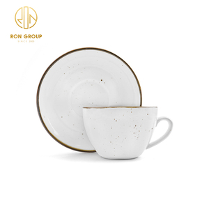 Tazze da tè di colore bianco fatte a mano del caffè dell'hotel del ristorante della porcellana di stile occidentale con la <span class=keywords><strong>tazza</strong></span> di ceramica moderna del caffè della linea dorata - Product Image 2