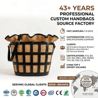Sac seau d'été pour femme en paille à motif grille, avec garniture en cuir noir à motif treillis et volants, sac à main, logo personnalisé, OEM ODM, vente en gros d'usine