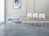 Chaise de jardin moderne légère et très vendue, mobilier économique en plastique pour terrasse, hôtel et restaurant