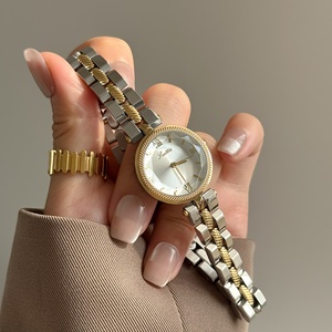 Montre-bracelet élégante rétro pour <span class=keywords><strong>femme</strong></span> Scottie 9821, bracelet en acier inoxydable massif, mouvement à quartz étanche de luxe, style professionnel - Product Image 2