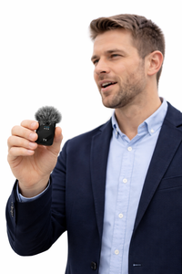 Ensemble de microphones sans fil portables à clipser F11-2, adaptateur 3-en-1, micro-cravate avec connecteur Type C en métal pour podcast, <span class=keywords><strong>studio</strong></span> et créateurs de contenu - Product Image 1