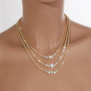 מכירה חמה שרשרת שרשרת גליליות טרנדית שרשרת גליליות טרנדית 3 שכבות קריסטל סגסוגת אבץ זירקון - Product Image 1