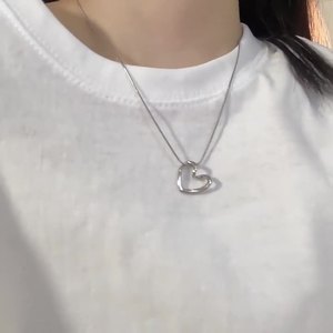 สร้อยคอจี้หัวใจกลวงแบบมินิมอลทำจากสแตนเลสเครื่องประดับแฟชั่นสร้อยคอหรูหราสำหรับผู้หญิง - Product Image 2