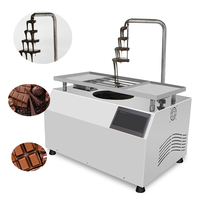 2024 Machine de robinet multifonctionnelle petit bureau Double robinet flux fondu fondoir à chocolat avec distributeur