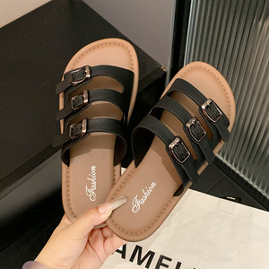 Sabots d'été décontractés de luxe pour femmes <span class=keywords><strong>en</strong></span> cuir PU <span class=keywords><strong>pas</strong></span> <span class=keywords><strong>cher</strong></span> avec semelle <span class=keywords><strong>en</strong></span> <span class=keywords><strong>bois</strong></span> pour l'extérieur - Product Image 1