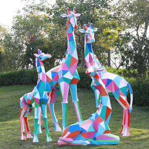 Send Pictures to Customize Solar Energy Outdoor Resin Statues Animal <strong>Giraffe</strong> 1.9M 2.5M <strong>Large</strong> Size Fiberglass <strong>Giraffe</strong> - Product Image 2