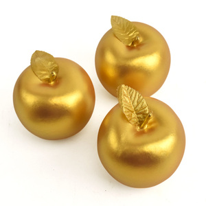 Pomme dorée artificielle en mousse 7*8cm légère et écologique pour la cuisine, la maison, Noël et les fêtes de Thanksgiving - Product Image 4