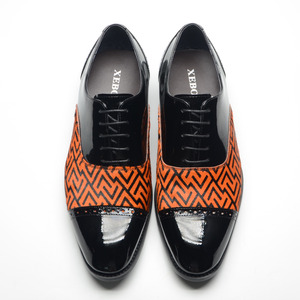 Chaussures habillées de luxe pour hommes en cuir véritable, à lacets, antidérapantes, respirantes et légères, motif à pois, collection automne - Product Image 1