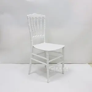Toptan doğrudan fabrika ucuz beyaz plastik sandalye düğün için tiffany sandalyeler açık kapalı plastik sandalyeler olay için