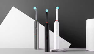 แปรงสีฟันไฟฟ้าแบบชาร์จ USB สำหรับผู้ใหญ่ ขนแปรงนุ่ม แบบ Type-C แปรงสีฟันอัจฉริยะแบบหมุนสั่นสะเทือน IPX7 ขายส่ง - Product Image 2