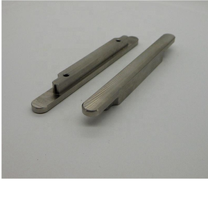 Servicio de Fabricación OEM de Precisión para Piezas Automotrices de Acero Inoxidable 303 304 con Rosca M5, Torneado CNC Personalizado y Electroerosión por Hilo - Product Image 2