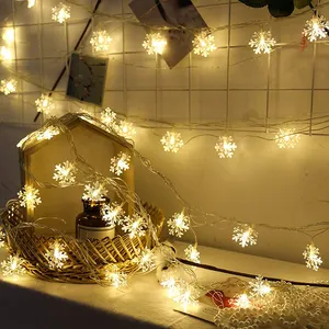 LED Snowflake night light Fairy Christmas lamp holiday lighting Battery Powered Curtain String Light Garland Decoration