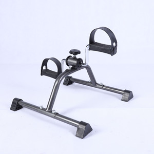 Équipement de rééducation portable sous le bureau Mini exercice de pédale de vélo d'exercice avec bottes et base pour personnes handicapées - Product Image 2