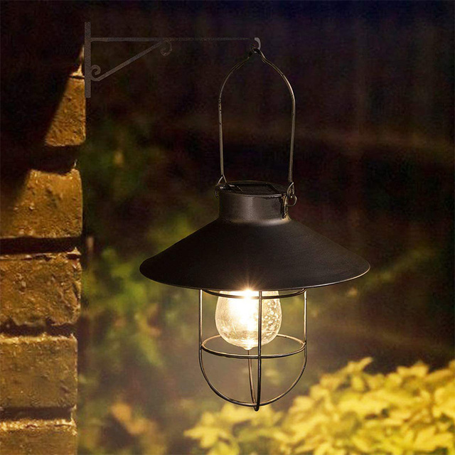 Eco-Friendly Outdoor Decorative Solar Garden Lights Hanging Lantern Lamp with LED Light Source and Shepherd Hook