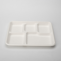 Plateaux écologiques à 5 compartiments Assiettes alimentaires en papier en gros Plateaux à lunch biodégradables en bagasse pour restaurants