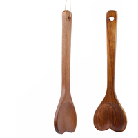Cuillère en bois en forme de cœur, ustensile de cuisine pour la cuisson, cadeaux uniques pour la fête des mères, pour cuisinières, hôtesse, maman, épouse, mariages, ou pour un cadeau de maison neuve.