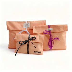 Pochette à rabat en toile de coton avec logo personnalisé et lien en ruban, sac d'emballage cadeau pour bijoux et cosmétiques multicolores, faible MOQ - Product Image 1
