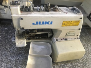 Máquina DE COSER Jukis Button usada 373 Máquina DE COSER DE cuatro orificios <span class=keywords><strong>para</strong></span> ojales 377 Máquina de botones de bajo costo - Product Image 5