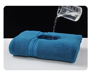 <span class=keywords><strong>Serviette</strong></span> <span class=keywords><strong>de</strong></span> <span class=keywords><strong>bain</strong></span> en coton épaissi 70X150cm <span class=keywords><strong>550g</strong></span> avec bande en satin Technique tissée absorbante <span class=keywords><strong>de</strong></span> couleur unie pour la maison - Product Image 5