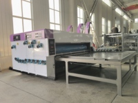 Mesin Cetak Flexo 2 Warna Tipe Rantai Kecepatan Tinggi dengan Slotter dan Die Cutter untuk Pembuatan Kotak Karton Bergelombang