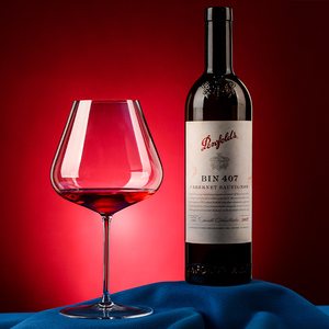 Nouveauté Bar Fête de mariage Verres à vin rouge Flûtes à champagne de luxe Gobelet en <span class=keywords><strong>verre</strong></span> Verres à vin bordeaux en <span class=keywords><strong>cristal</strong></span> sans plomb - Product Image 3