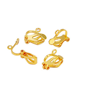 Boucles d'oreilles à clip plaquées or 18 carats, sans perçage, clips d'oreille triangulaires, accessoires de bijoux DIY, unisexe, à porter au quotidien - Product Image 4
