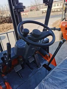 מלגזות דיזל משומשות במלאי מפעל, 2.5 טון עד 10 טון, טויוטה/היילי/<span class=keywords><strong>TCM</strong></span>/לונגונג/רדוט, הרמה 3.0 מטר, 4.5 מטר, במצב טוב - Product Image 6