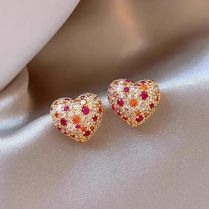 ต่างหูทรงหยดน้ำรูปหัวใจสีทองของโคโค่ประดับคริสตัลไรน์สโตนสำหรับผู้หญิงสไตล์โรแมนติกสำหรับงานปาร์ตี้ - Product Image 3