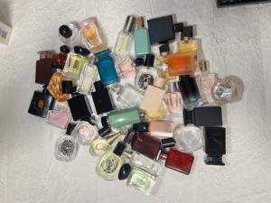 2025 Designer de luxe <span class=keywords><strong>Invictus</strong></span> V Men 100ML EDP Phantom Knight Parfum <span class=keywords><strong>pour</strong></span> <span class=keywords><strong>homme</strong></span> Parfum <span class=keywords><strong>pour</strong></span> <span class=keywords><strong>homme</strong></span> - Product Image 2