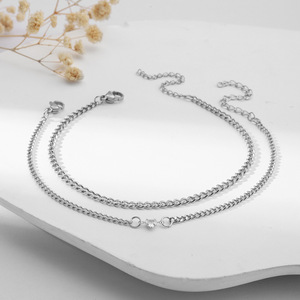 Bộ vòng tay cặp đôi thép không gỉ mạ vàng kiểu dáng tối giản sang trọng - 2 chiếc, bán buôn - Product Image 3