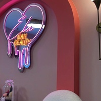 Nouveau design DIY plusieurs formes flexibles LED Neon Light Mirror pour la décoration murale et au sol