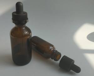 Flacon compte-gouttes en verre brun de qualité alimentaire avec graduation imprimée pour l'extrait de <span class=keywords><strong>vanille</strong></span> <span class=keywords><strong>maison</strong></span> - Product Image 3