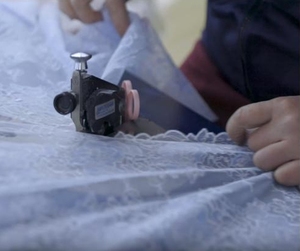 Commercio all'ingrosso Erkoumi di alta qualità con finiture in pizzo ricamato bordo di perline per tende da tavolo Runner decorazioni per la casa e pizzo indumenti da cucire - Product Image 6