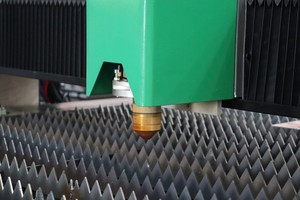 Lạc Đà Nhà Máy Năng Suất Cao 1500Mm CNC Plasma Kim Loại Máy Cắt Động Cơ Bước CNC Plasma Máy Cắt Với Bàn Làm Việc - Product Image 3