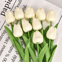Fleurs artificielles en forme de tulipe, aspect mouillé haut de gamme, décoration intérieure de luxe, arrangement de table de salon, bouquet
