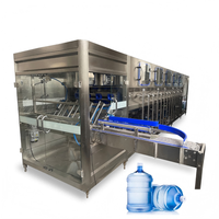 Ligne de production entièrement automatique de machine de remplissage d'eau minérale pure potable en bouteille