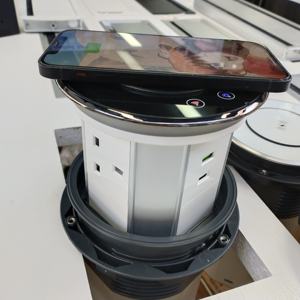 Nouveau Design IP65 3 gang 13A ROYAUME-UNI prise <span class=keywords><strong>de</strong></span> courant USB-C wifi maison intelligente bureau motorisé chargement sans fil prise <span class=keywords><strong>de</strong></span> tour avec LA lumière MENÉE - Product Image 1