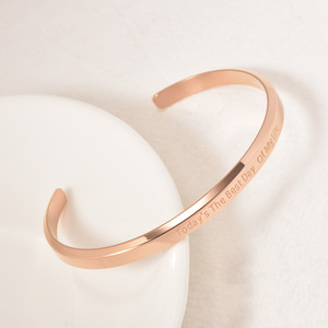 Joyería inspiradora PVD chapado en oro rosa <span class=keywords><strong>Hoy</strong></span> <span class=keywords><strong>es</strong></span> el mejor día <span class=keywords><strong>de</strong></span> mi vida Pulsera grabada Brazalete - Product Image 4