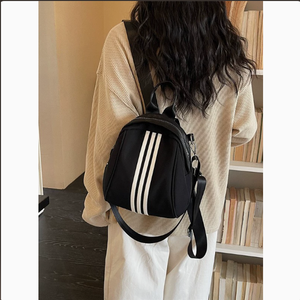 Mochila Negra a Rayas para Mujer, Material PU, Cierre de Cremallera, Estilo de Dibujos Animados, Correa Única para el Hombro, Portátil para Todas las Estaciones - Product Image 5