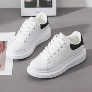 Produzione all'ingrosso di marca personalizzabile coppia Unisex uomo donna Sneaker