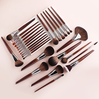 Ensemble de pinceaux de maquillage de luxe de haute qualité en poils de chèvre, 28 pièces, logo personnalisé, manche en bois doux et lisse, pour le visage, ensemble cosmétique complet
