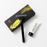 Kit de rasoirs pour hôtels, best-seller, emballage luxueux noir mat et or, idéal pour hôtels et complexes hôteliers, personnalisation du logo prise en charge.
