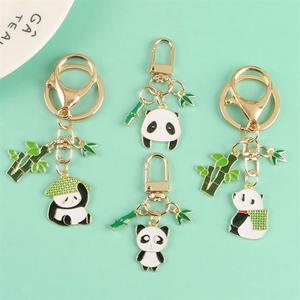 Kawaii animado lindo Panda tema Metal llaveros punto aleación llavero pareja encanto colgante pequeño regalo coche llavero - Product Image 5