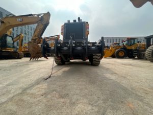 รถเกรดเดอร์ GR1803 ขนาด 16 ตัน เครื่องยนต์ดีเซล Shangchai SC8D190 ได้รับการรับรองมาตรฐาน CE และ EPA สำหรับงานปรับพื้นผิวทางหลวง - Product Image 3