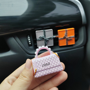 Luxury Handbag <b>Car</b> Vent <b>Clip</b> Air Freshener Perfume Diffuser Long Lasting Scent Plastic Ornament Decoration Aromatherapy No - Product Image 3